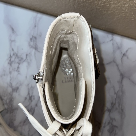 Vince Camuto Women's Fawdry Combat Boot - Picture 8 of 9